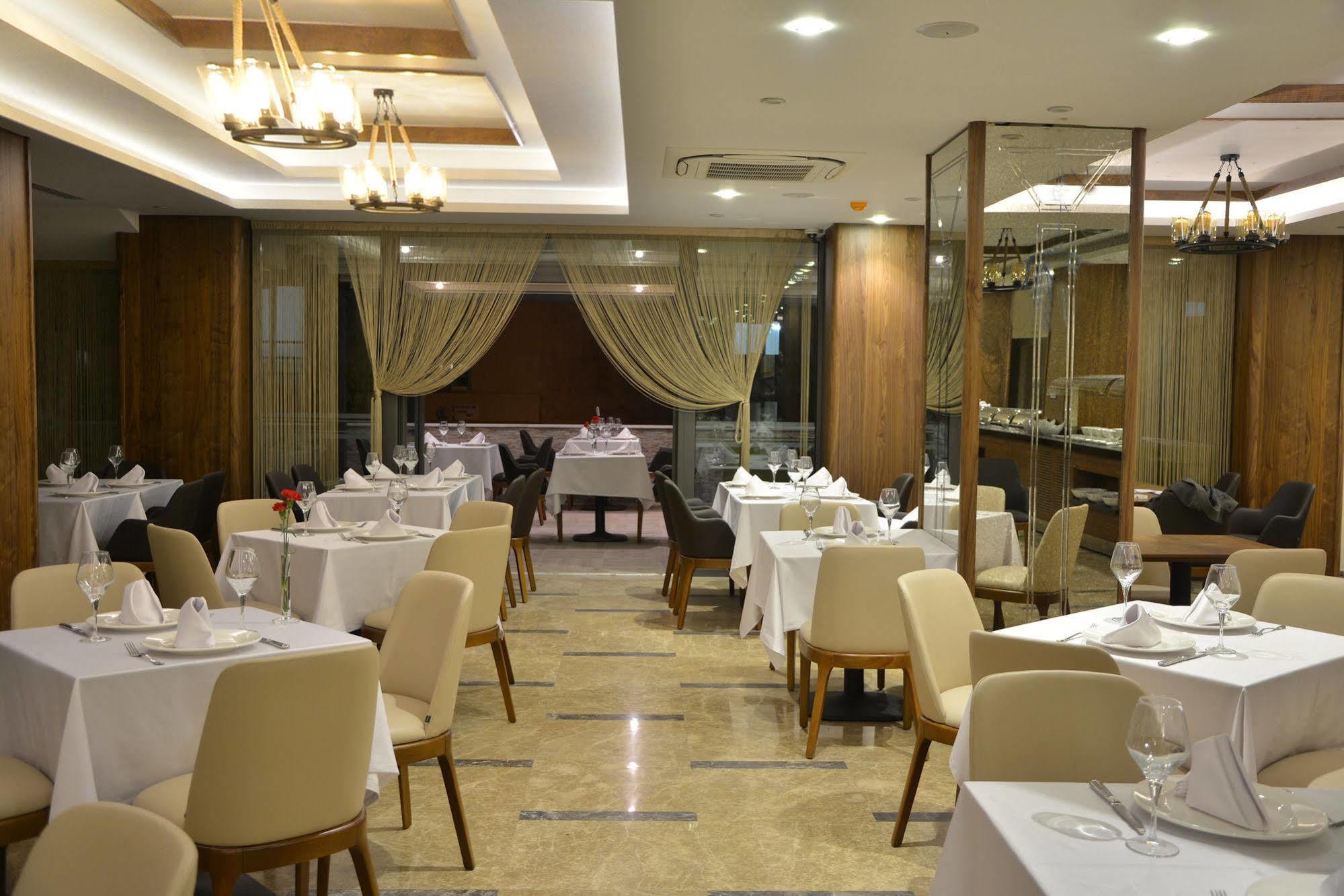 Goeruekle Gueler Park Hotel 외부 사진